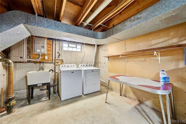 89 Montbleu Drive, Amherst, NY 14068