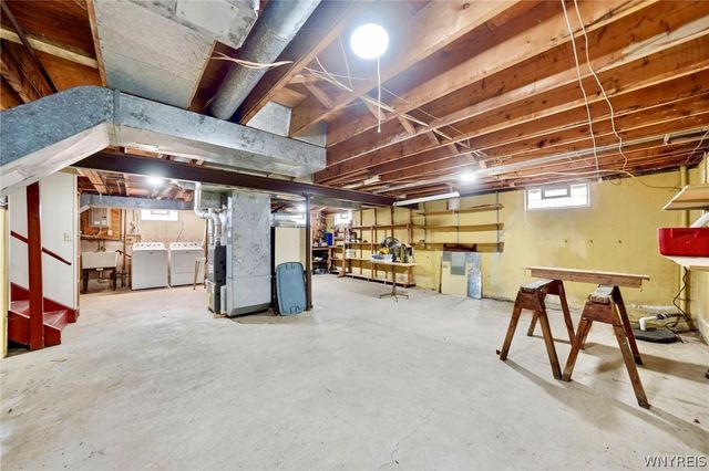 89 Montbleu Drive, Amherst, NY 14068