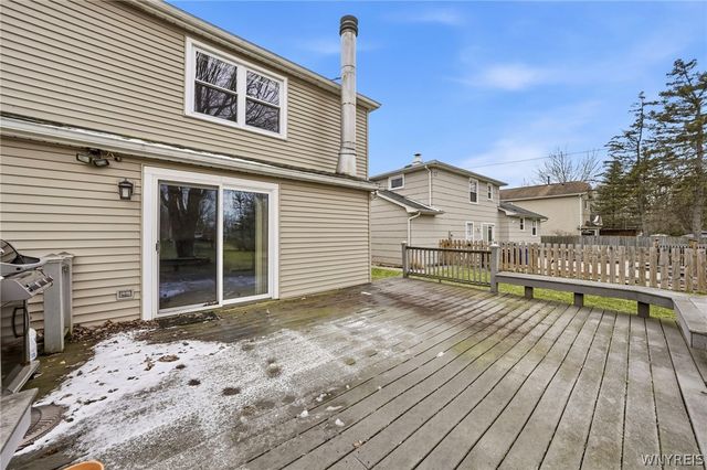 89 Montbleu Drive, Amherst, NY 14068