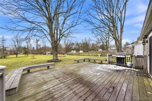 89 Montbleu Drive, Amherst, NY 14068