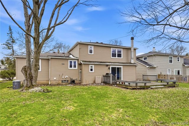 89 Montbleu Drive, Amherst, NY 14068