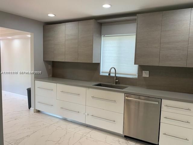 220 187th St, Sunny Isles Beach, FL 33160