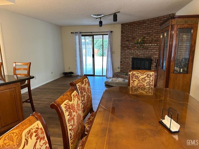 2825 Kootenay Court, Bakersfield, CA 93309