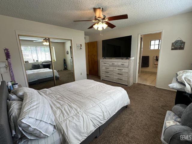 2825 Kootenay Court, Bakersfield, CA 93309