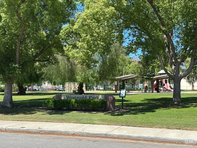 2825 Kootenay Court, Bakersfield, CA 93309