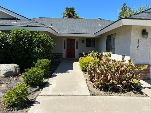 2825 Kootenay Court, Bakersfield, CA 93309