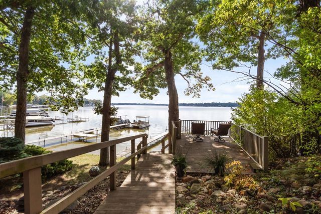 4276 Echo Cove, Manitou Beach, MI 49253