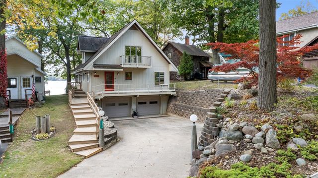 4276 Echo Cove, Manitou Beach, MI 49253