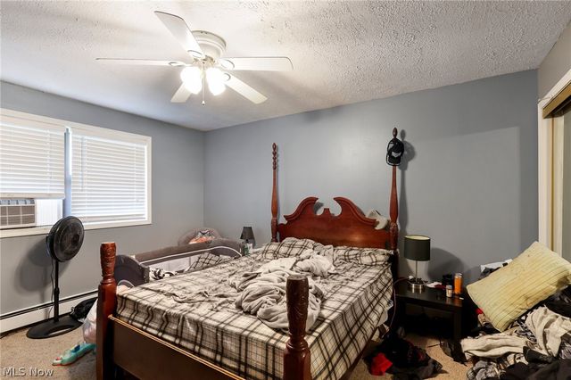 1886 James B Drive, Mcdonald, OH 44437