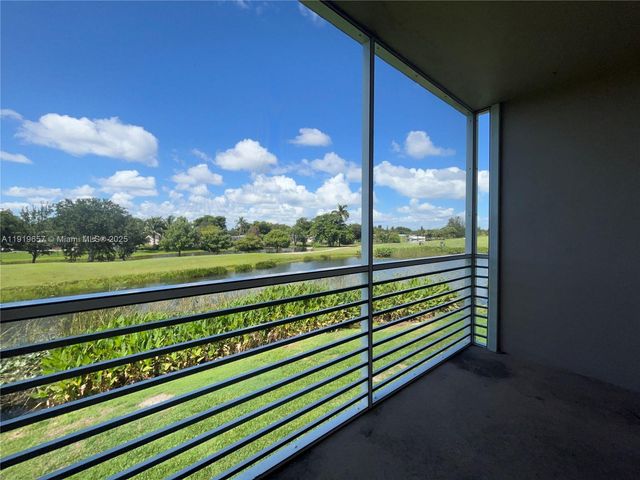 2471 SW 82nd Ave 209, Davie, FL 33324