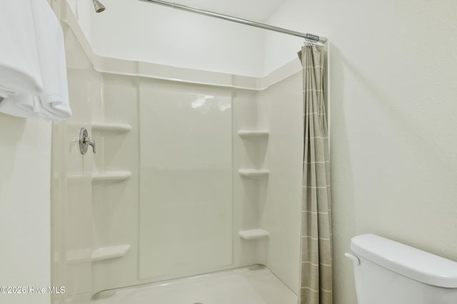 227 Senna Drive, Holly Ridge, NC 28445