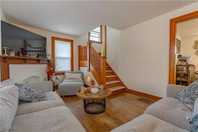 449 Palm Avenue, Akron, OH 44301