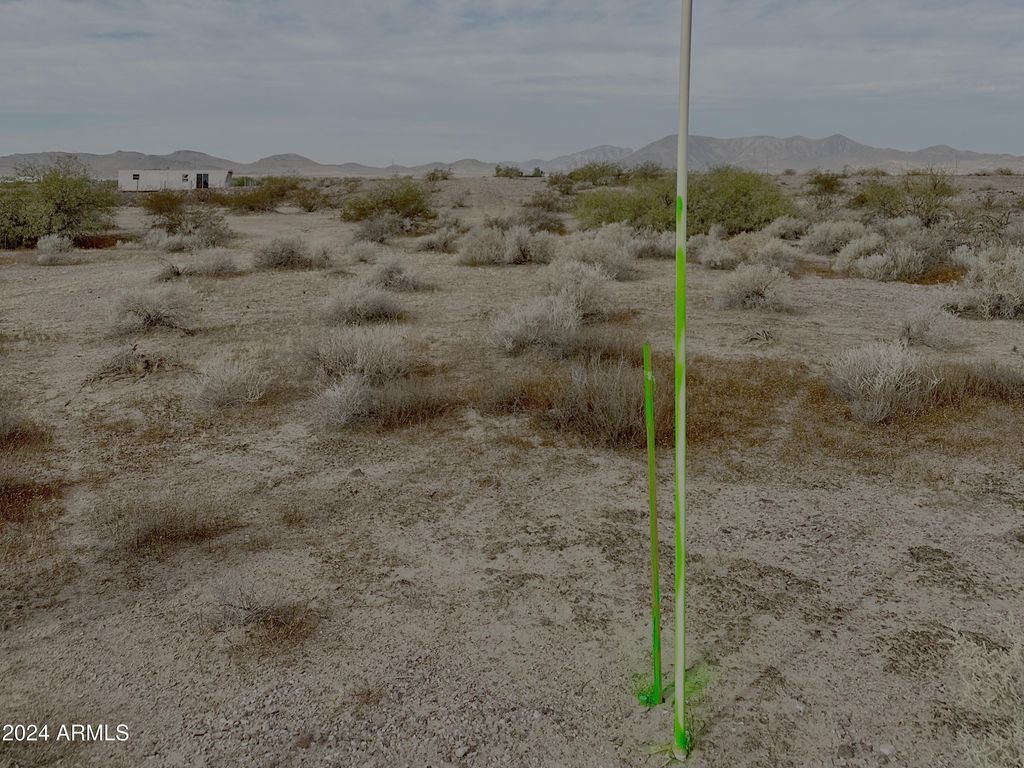 Image 5 of property listing at 0 S Wintersburg Road 5, Tonopah, AZ 85354