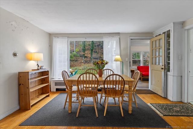 19 Armory Street, Hamden, CT 06517