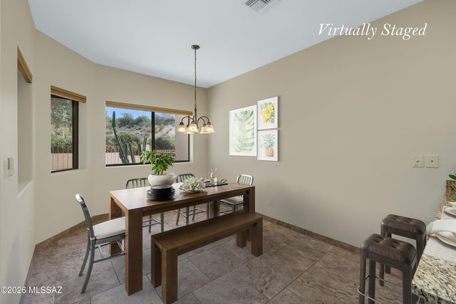 10604 N Laughing Coyote Way, Oro Valley, AZ 85737