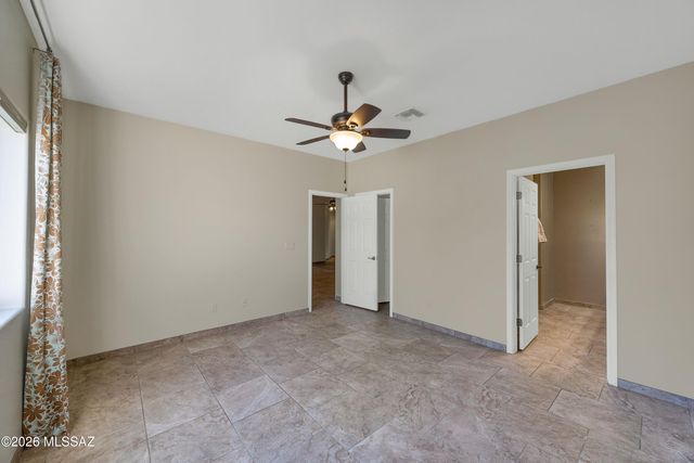 10604 N Laughing Coyote Way, Oro Valley, AZ 85737