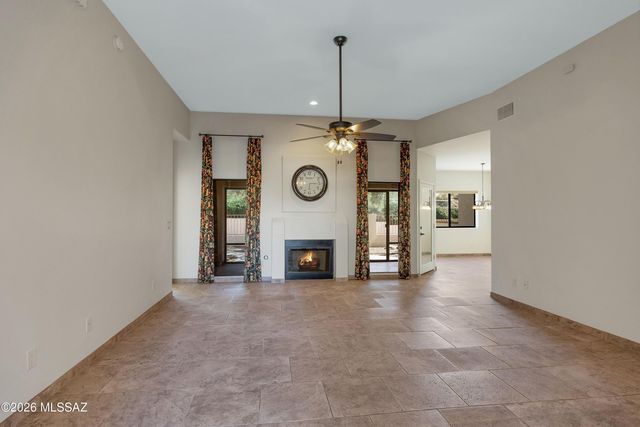 10604 N Laughing Coyote Way, Oro Valley, AZ 85737