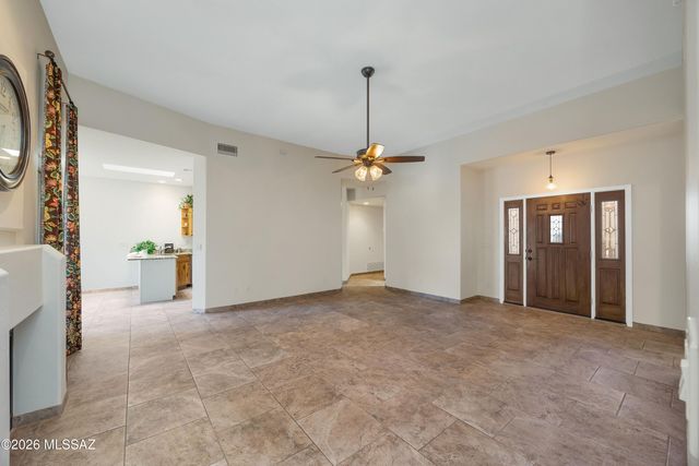 10604 N Laughing Coyote Way, Oro Valley, AZ 85737