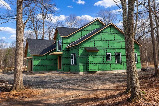 43 Maple Hill Drive, Millbrook, NY 12545