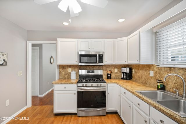 212 N Pondview Boulevard 212, Monroe, NJ 08831