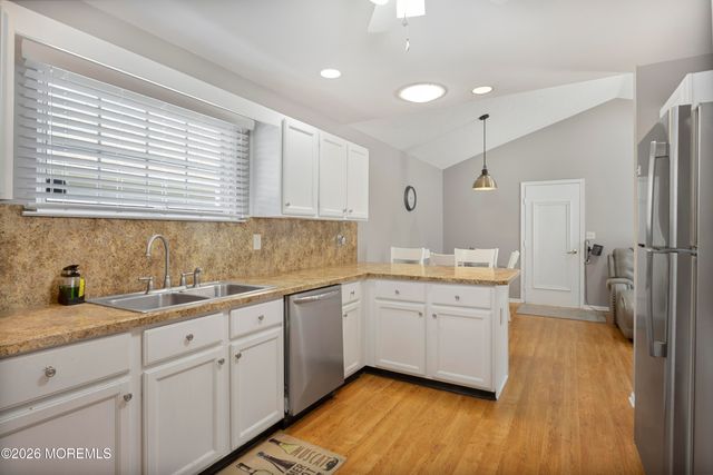 212 N Pondview Boulevard 212, Monroe, NJ 08831