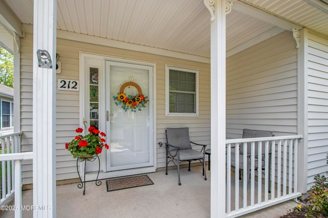 212 N Pondview Boulevard 212, Monroe, NJ 08831