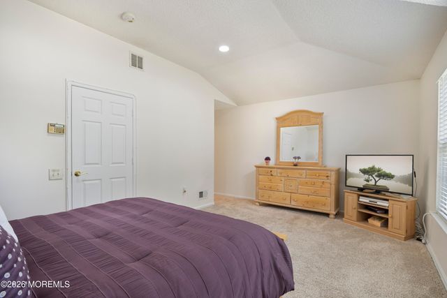 212 N Pondview Boulevard 212, Monroe, NJ 08831