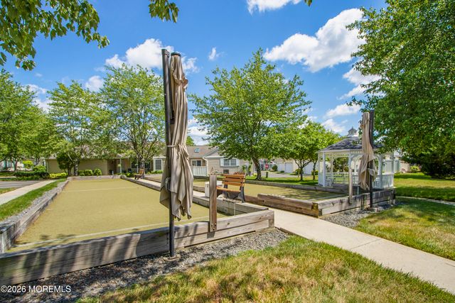 212 N Pondview Boulevard 212, Monroe, NJ 08831