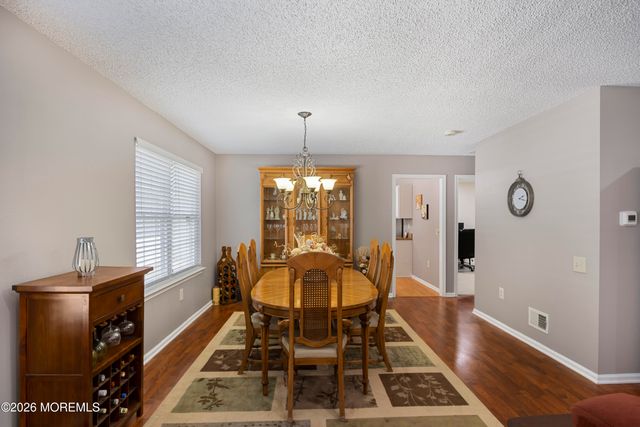 212 N Pondview Boulevard 212, Monroe, NJ 08831