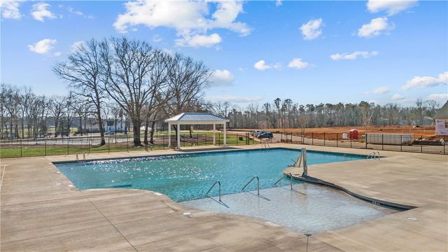 417 Crestcreek Drive, Anderson, SC 29621