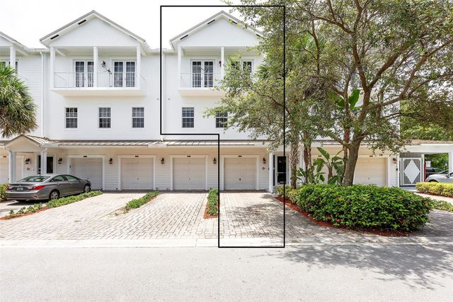 6809 N Lakeside Circle 101, Davie, FL 33314