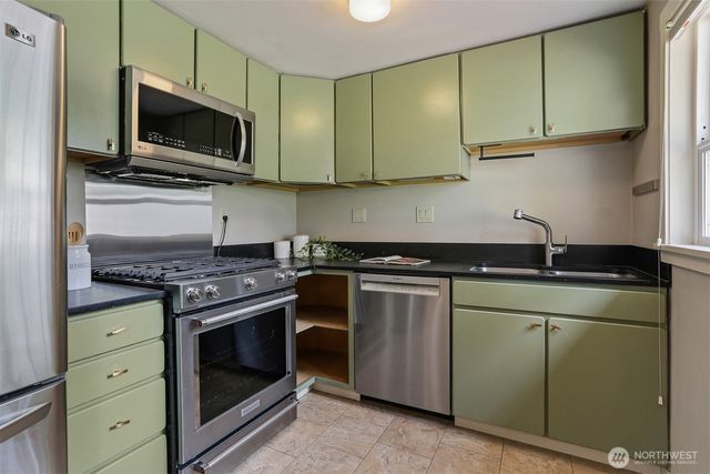 11545 34th Avenue NE, Seattle, WA 98125