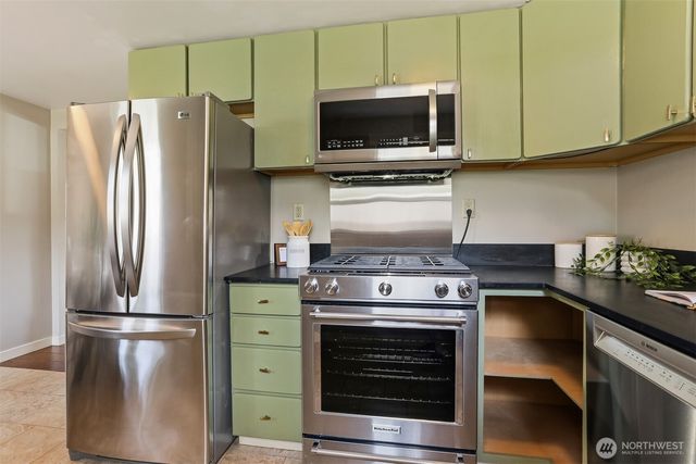 11545 34th Avenue NE, Seattle, WA 98125