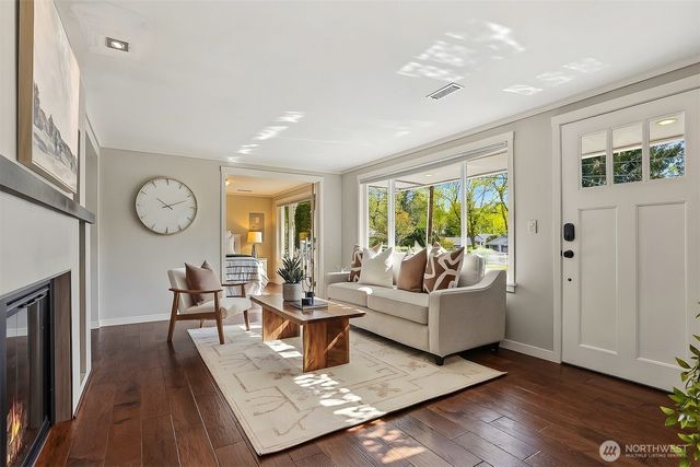 11545 34th Avenue NE, Seattle, WA 98125