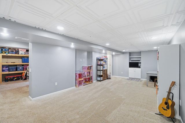 3475 Kenerly Street, Springfield, OH 45502