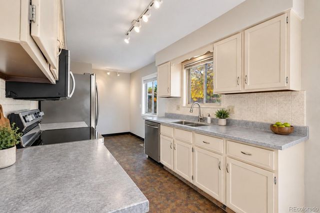 5915 Mercury, Fort Collins, CO 80525