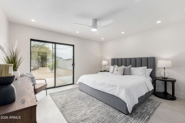 3247 E SHERIDAN Street, Phoenix, AZ 85008