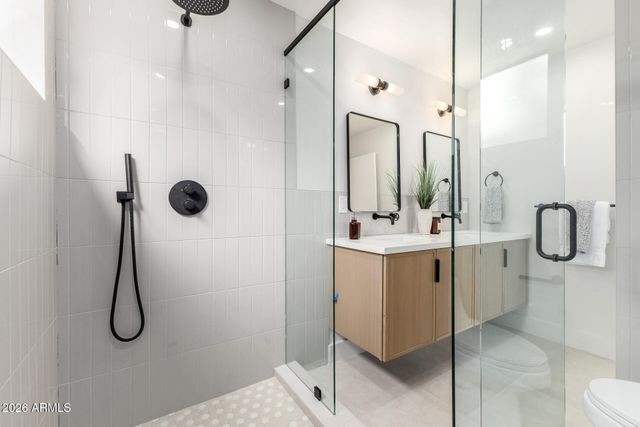 3247 E SHERIDAN Street, Phoenix, AZ 85008