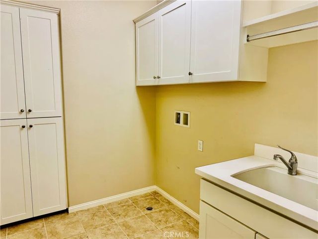 102 Chestnut Grove, Irvine, CA 92620