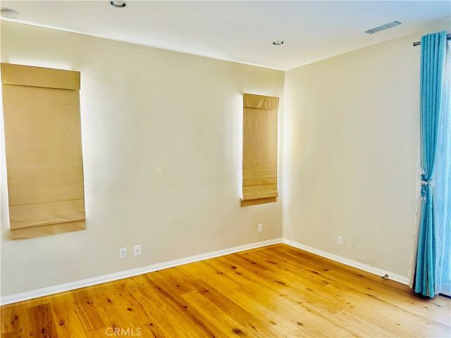 102 Chestnut Grove, Irvine, CA 92620