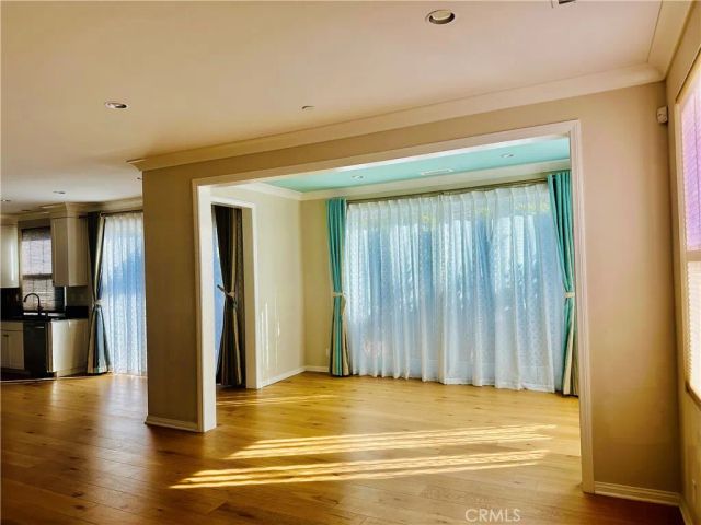102 Chestnut Grove, Irvine, CA 92620