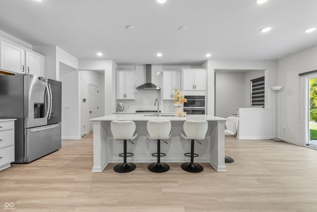 6460 Ambassador Drive, Plainfield, IN 46168