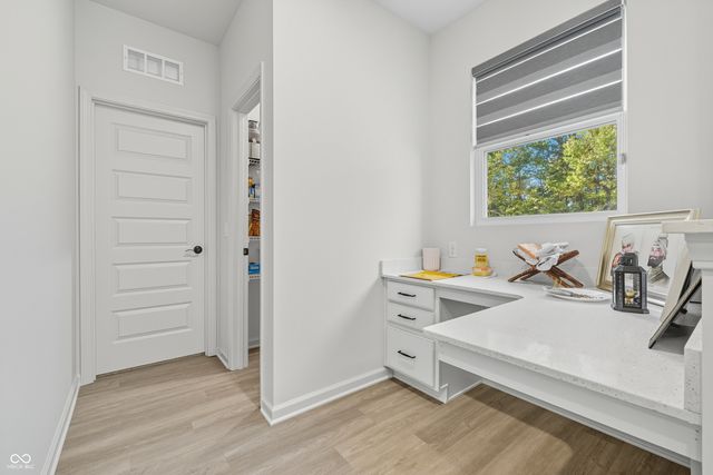 6460 Ambassador Drive, Plainfield, IN 46168