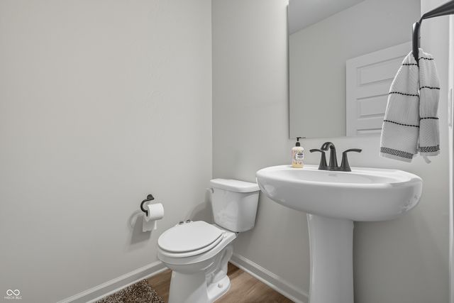 6460 Ambassador Drive, Plainfield, IN 46168