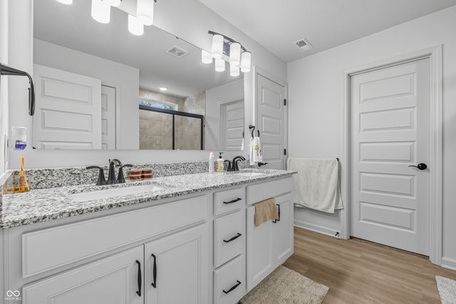 6460 Ambassador Drive, Plainfield, IN 46168