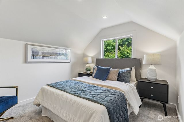 1302 NW 90th Street, Seattle, WA 98117