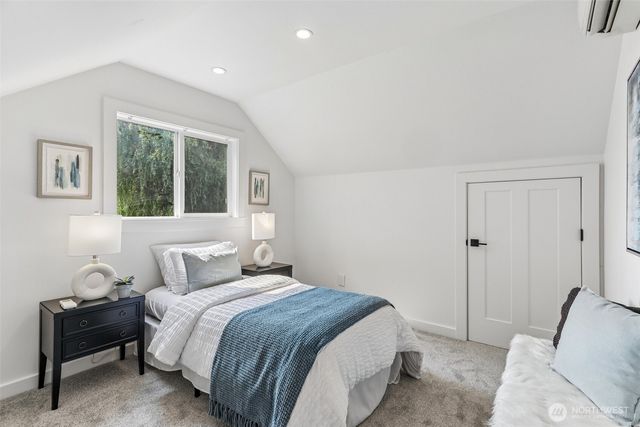 1302 NW 90th Street, Seattle, WA 98117