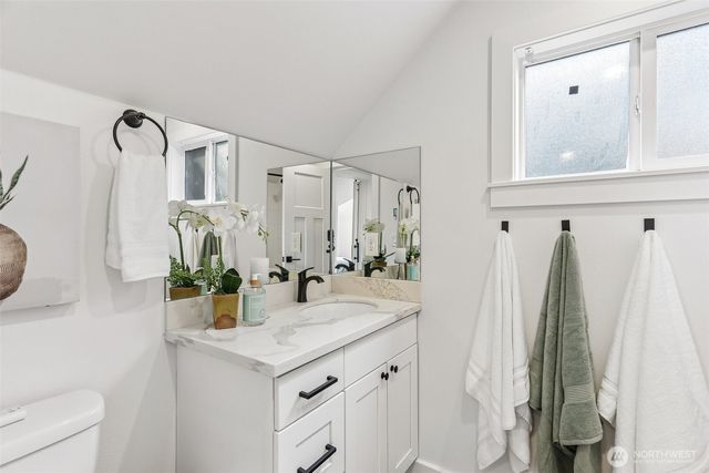 1302 NW 90th Street, Seattle, WA 98117