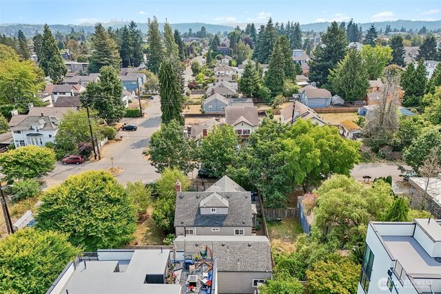 1302 NW 90th Street, Seattle, WA 98117