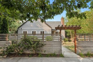 1302 NW 90th Street, Seattle, WA 98117